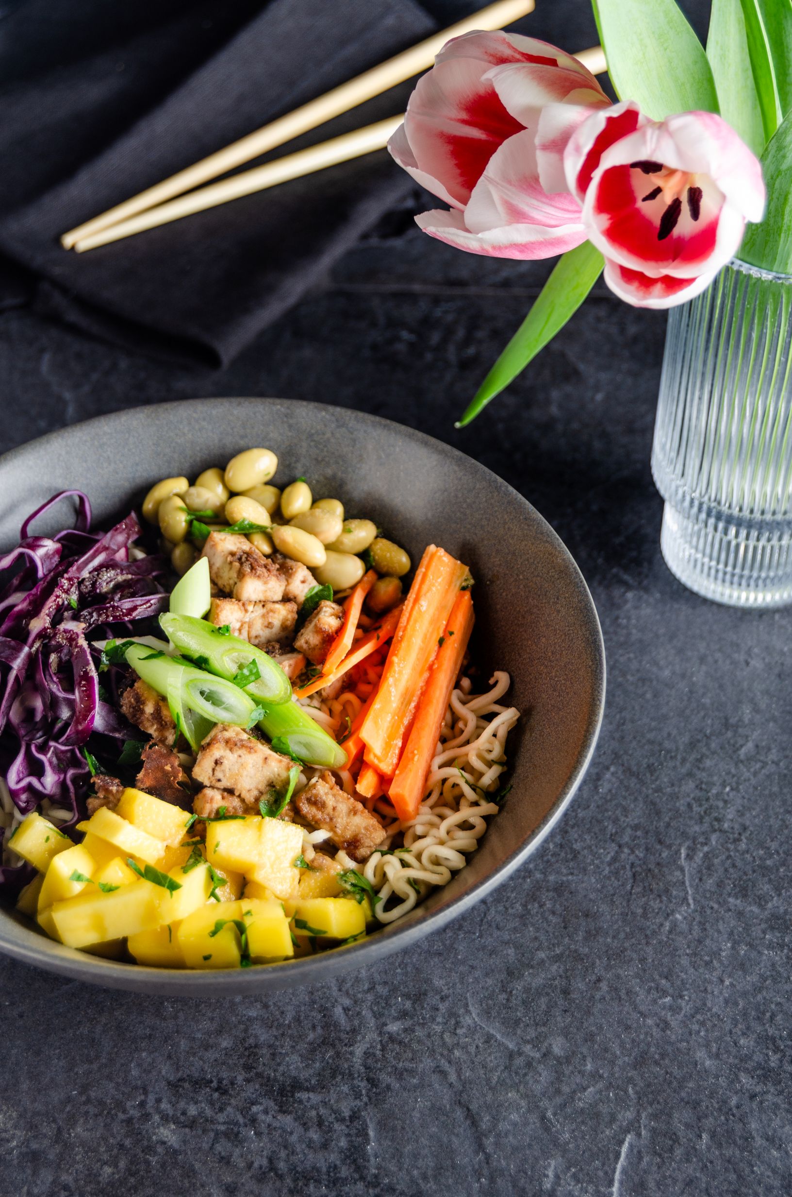 Crispy Chili Mie-Noodles-Bowl_1_web